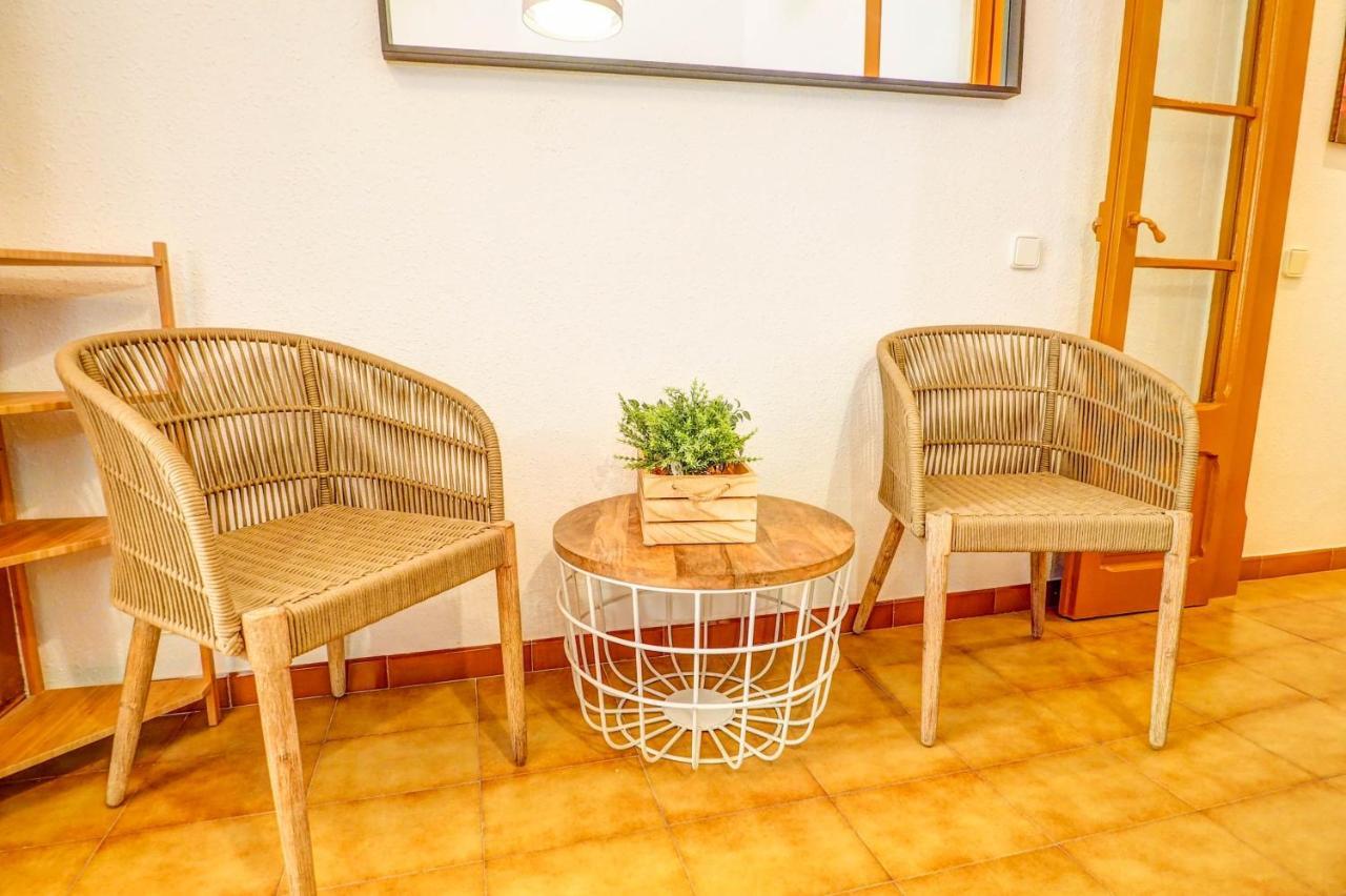 Apartamento Charming Patio By Hello Homes Sitges